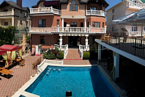Отдых в Витязево с бассейном, "Villa Lubomir" (Вилла Любомир) с бассейном - цены