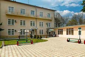 Отели Кисловодска рядом с парком, "Надежда" - забронировать номер