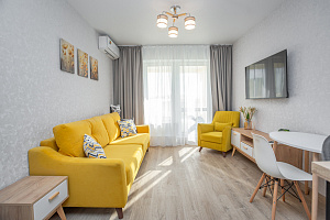 "YELLOW" 1-комнатная квартира