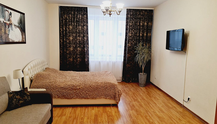 2х-комнатная квартира Кузбасской Дивизии 24 в Пскове - фото 1