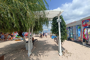 Отели Голубицкой с собственным пляжем, "ВОЛНА" с собственным пляжем - забронировать номер
