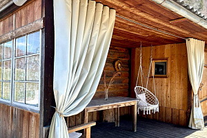 Дома Листвянки с баней, "Байкальский Дворик" с баней - фото