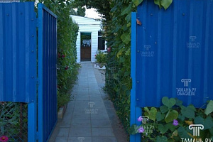 Гостиницы Азовского моря с бассейном, Красная 211 с бассейном