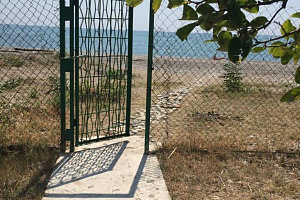 Дома Нового Афона у моря, у моря «Райский уголок в Абхазии» у моря - раннее бронирование