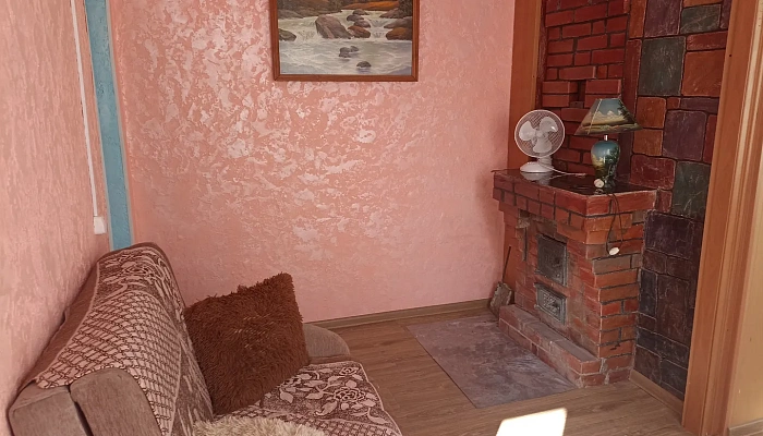 2х-комнатная квартира Карла Либкнехта 19 в Медвежьегорске - фото 1