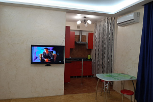 Квартира-студия Комсомольская 8 в Волгограде 5