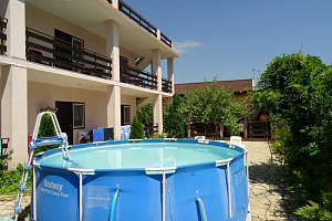 Гостевые дома Геленджика с бассейном, "Пчелка" с бассейном - цены