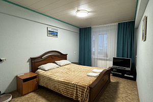 Гостиницы Иркутска в горах, квартира-студия Байкальская 234В/4 в горах