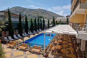 Отели Судака с подогреваемым бассейном, "Семейный Отель Канария" с подогреваемым бассейном - цены