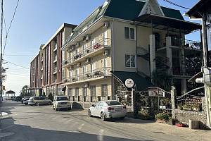 Частный сектор в Гагре, снять жилье в октябре, "Апхын-Лето" - фото