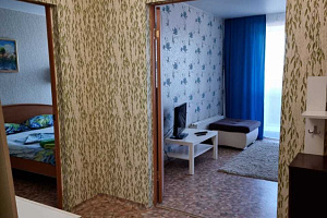 Квартиры Ачинска недорого, 2х-комнатная 2-й Юго-Восточный микрорайон 62 недорого - снять