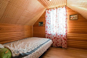 Базы отдыха Серпухова с бассейном, "Holiday Home" с бассейном - забронировать