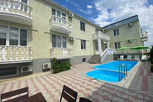 Гостевые дома Крыма с бассейном, "Alexandra" с бассейном - забронировать номер