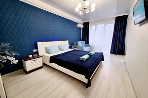Шале в Пятигорске, "Blue Room Apartment" 1-комнатная Пятигорске шале - фото