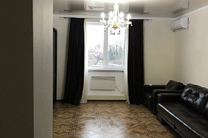 Отдых в Абхазии в этом году, 1-комнатная в п.3-й район цитрусового совхоза (Пицунда) - забронировать