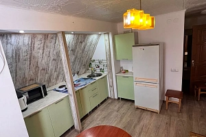 Гостиница в , "Уютная в центре Дубовки" 2х-комнатная - цены