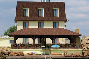 Отели Евпатории с завтраком, "Лион" мини-отель с завтраком - фото