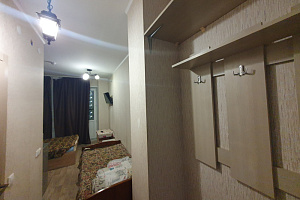 Квартиры Красноярска на месяц, квартира-студия Александра Матросова 40 на месяц - снять