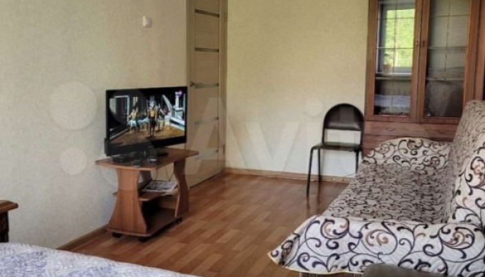 1-комнатная квартира  Бабушкина 14 в Иркутске - фото 1