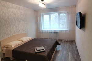Эко-отели в Белокурихе, 2х-комнатная Академика Мясникова 26 эко-отель - фото