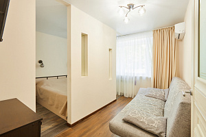 Гостиницы Самары с собственным пляжем, 1-комнатная Молодогвардейская 225 с собственным пляжем - цены