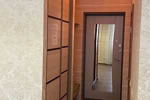Гостиницы Новосибирска в лесу, 1-комнатная Некрасова 63/1 в лесу - цены