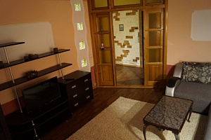 Комната в , "У Нас Как Дома" апарт-отель - цены