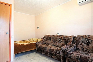 Квартиры Крым с бассейном, "Рай у моря" 2х-комнатная с бассейном - цены