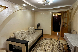 Отели Кисловодска с подогреваемым бассейном, 1-комнатная Красивая 29 с подогреваемым бассейном