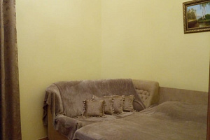 Квартиры Алупки недорого, "Георгий" 2к-комнатная недорого - цены