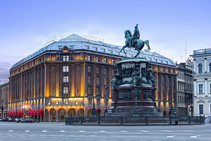 Отели Санкт-Петербурга для отдыха с детьми, "Астория" для отдыха с детьми
