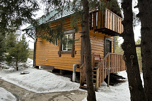 Дома Красноярска в лесу, Кольцевая 1А в лесу - фото