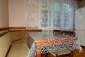 3х-комнатная квартира на земле Дёмышева 95/а в Евпатории фото 4