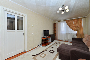 Гостиницы Екатеринбурга с собственным пляжем, 2х-комнатная Палисадная 2 с собственным пляжем