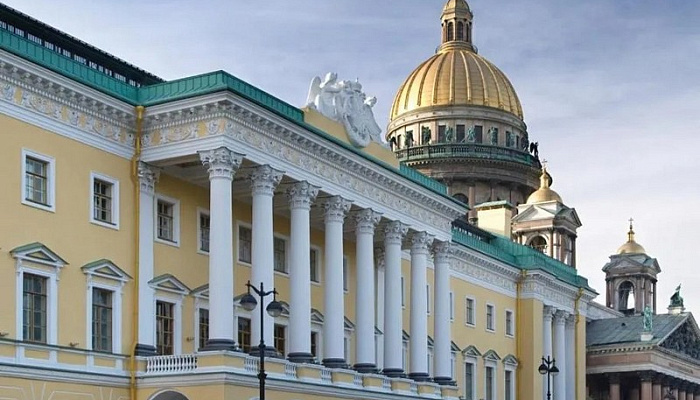 &quot;Four Seasons Lion Palace&quot; отель в Санкт-Петербурге - фото 1