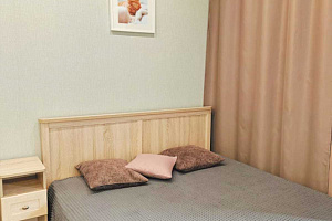 Квартиры Тюмени на месяц, 1-комнатная Тимофея Чаркова 81 на месяц - фото