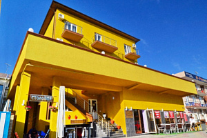 Гостевые дома Витязево с одноместным номером, "Алеша" с одноместным номером - фото