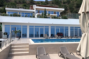 Отели Алушты с бассейном, "Bella Safia" мини-отель с бассейном