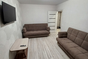 Квартиры Твери в центре, 2х-комнатная Андрея Дементьева 50 в центре