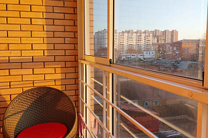 Гостиницы Иркутска рядом с аэропортом, "Иркутский дворик" 2х-комнатная у аэропорта - цены