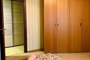 Мотели в Химках, "RELAX APART просторная с большой лоджией до 4 человек" 2х-комнатная мотель - раннее бронирование