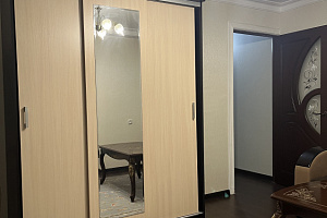Квартиры Дербента на месяц, 1-комнатная 45-й Дагестанской Стрелковой Дивизии 10 на месяц - снять