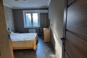 Квартиры Новокуйбышевска 1-комнатные, "Уютная на Ворошилова 24" 3х-комнатная 1-комнатная - фото