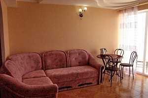 &quot;Солнечный&quot; гостевой дом (эллинг) в Приветном (Алушта) фото 3