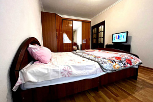 Квартиры Нальчика 3-комнатные, 1-комнатная Кабардинская 194 3х-комнатная - фото