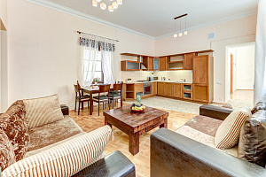 Дома Санкт-Петербурга на месяц, "Vladimir Apartments" 4х-комнатная на месяц - цены