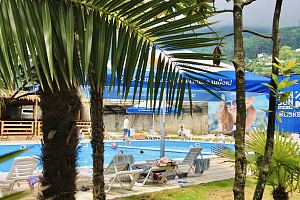 Отдых в Гагре с бассейном, "Жоэквара Hotel" с бассейном