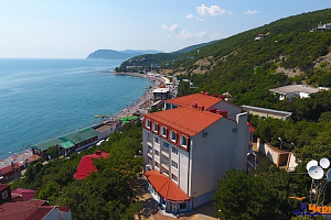 Гостевые дома Широкой Балки у моря, "Черномор" у моря