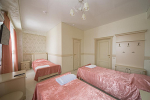 Квартиры Энгельса 3-комнатные, "Покровск" гостиничный комплекс 3х-комнатная - раннее бронирование