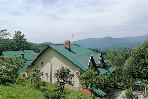 Гостиницы Краснодарского края в горах, "В горном лесу" коттедж под-ключ в горах